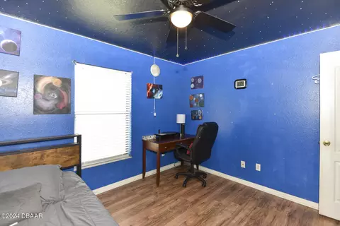Bedroom - 1323 Willow Oak Dr, Edgewater, FL 32132 photo 2 of 11