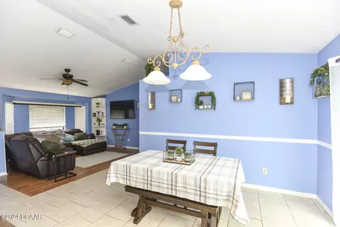 Dining - 1323 Willow Oak Dr, Edgewater, FL 32132 photo 1 of 4