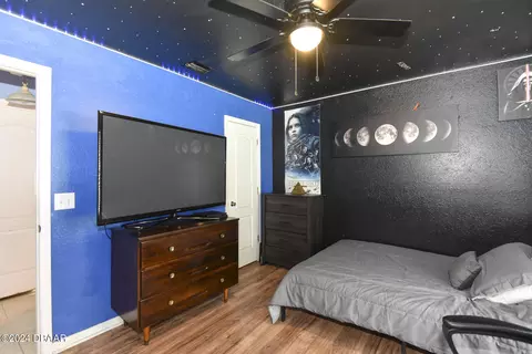 Bedroom - 1323 Willow Oak Dr, Edgewater, FL 32132 photo 3 of 11