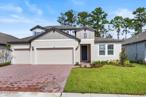 2141 Divot Dr, Daytona Beach, FL 32124