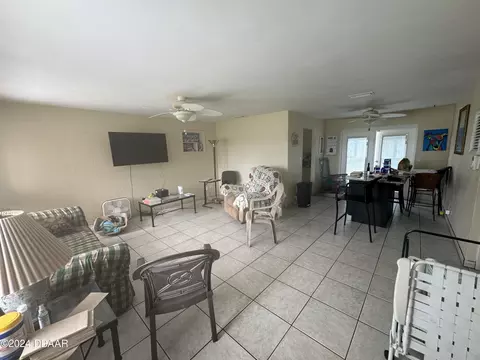 Living - 47 Seabreeze Dr, Ormond Beach, FL 32176 photo 1 of 3