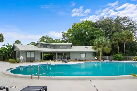 Exterior - 180 Limewood Pl #1, Ormond Beach, FL 32174 photo 7 of 7
