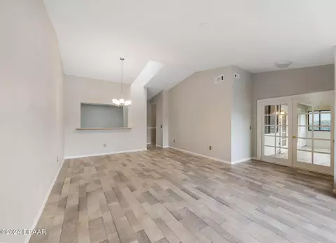 Living - 180 Limewood Pl #1, Ormond Beach, FL 32174 photo 3 of 5