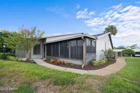 Exterior - 180 Limewood Pl #1, Ormond Beach, FL 32174 photo 4 of 7
