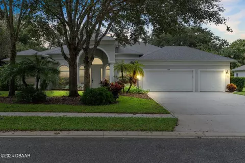 Exterior - 1406 Dolph Cir, Ormond Beach, FL 32174 photo 10 of 11
