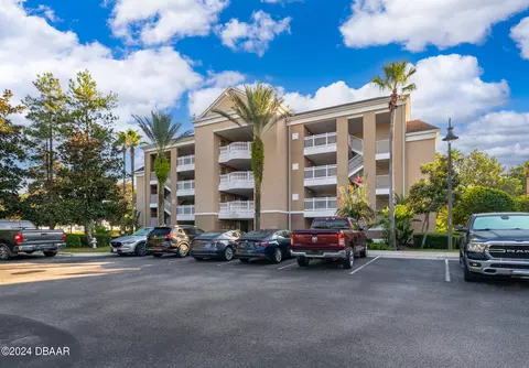 7600 Cabana Ct #102, Kissimmee, FL 34747