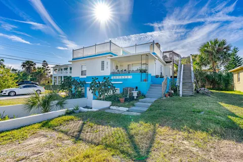 2014 Blais Ave, Daytona Beach, FL 32118