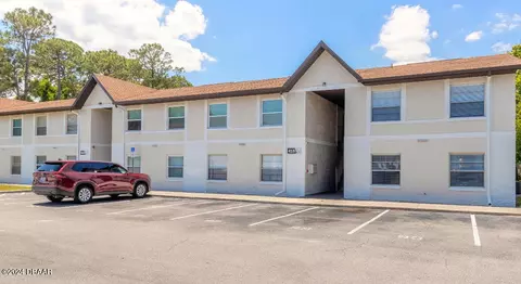 414 Banana Cay Dr #J, South Daytona, FL 32119