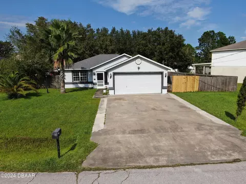5 Fitzgerald Ln, Palm Coast, FL 32137