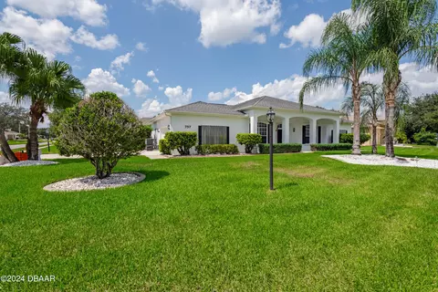 757 Foxhound Dr, Port Orange, FL 32128