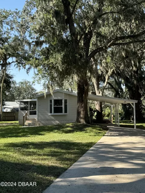 22 Golden Gate Cir, Port Orange, FL 32129