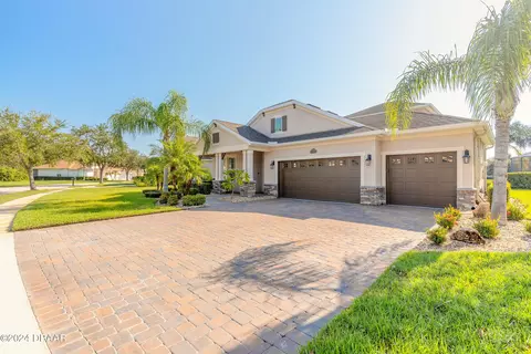 225 Birkdale Dr, Daytona Beach, FL 32124