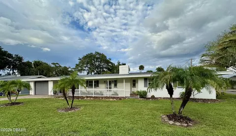 125 Neptune Dr, Edgewater, FL 32132