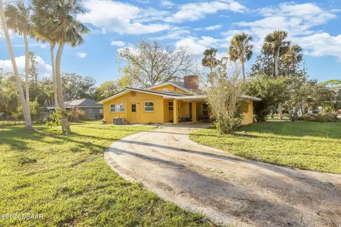 545 Ridge Blvd, South Daytona, FL 32119