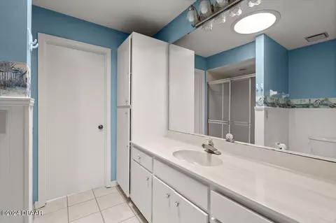 Bath - 25 Ridge Trl, Ormond Beach, FL 32174 photo 6 of 7