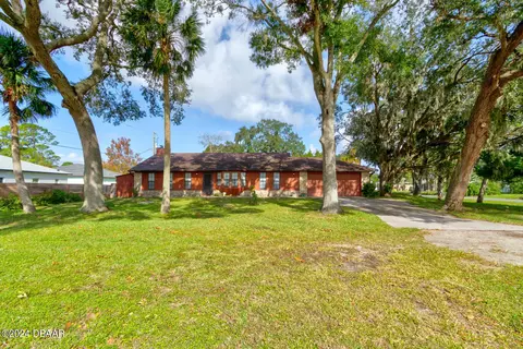 1932 Royal Palm Dr, Edgewater, FL 32141 photo 2