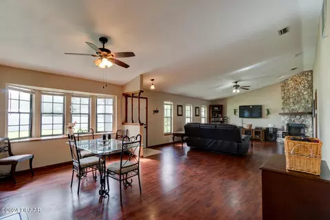 1932 Royal Palm Dr, Edgewater, FL 32141 photo 5
