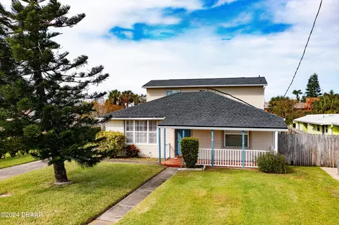 123 Botefuhr Ave, Daytona Beach, FL 32118