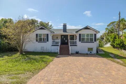 710 S Peninsula Dr, Daytona Beach, FL 32118