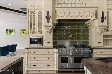 Kitchen - 4 Broad Creek Cir, Ormond Beach, FL 32174 photo 6 of 13