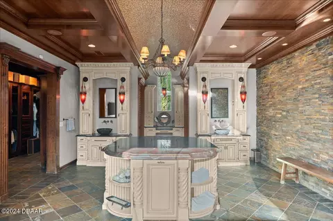 Bath - 4 Broad Creek Cir, Ormond Beach, FL 32174 photo 1 of 24