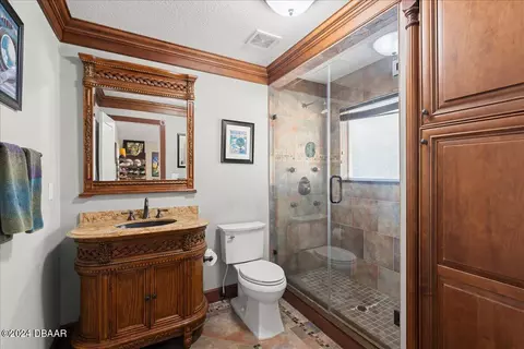 Bath - 4 Broad Creek Cir, Ormond Beach, FL 32174 photo 16 of 24