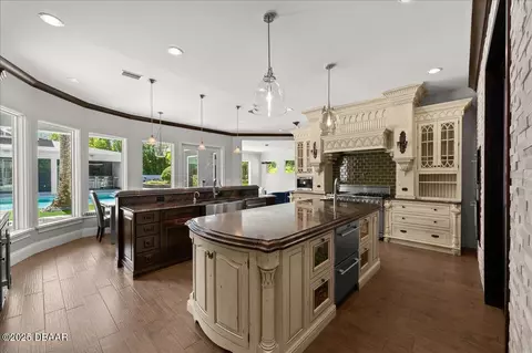 Kitchen - 4 Broad Creek Cir, Ormond Beach, FL 32174 photo 2 of 13