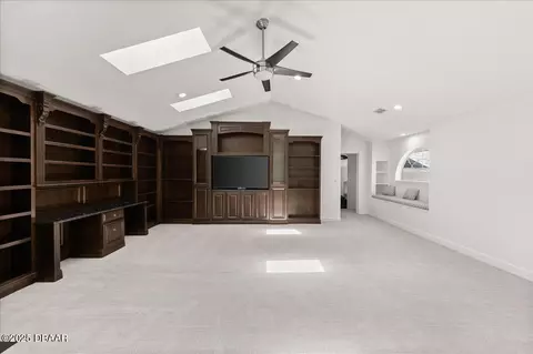 Living - 4 Broad Creek Cir, Ormond Beach, FL 32174 photo 13 of 15