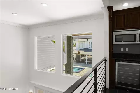 Entry Way - 4 Broad Creek Cir, Ormond Beach, FL 32174 photo 6 of 9