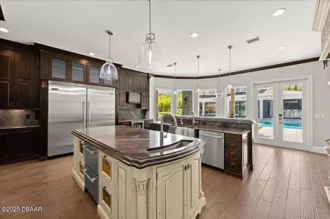 Kitchen - 4 Broad Creek Cir, Ormond Beach, FL 32174 photo 3 of 13