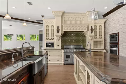 Kitchen - 4 Broad Creek Cir, Ormond Beach, FL 32174 photo 1 of 13