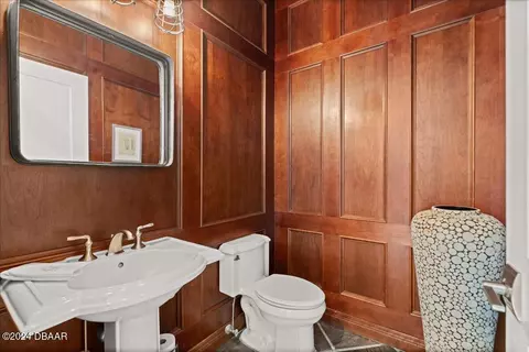 Bath - 4 Broad Creek Cir, Ormond Beach, FL 32174 photo 9 of 24