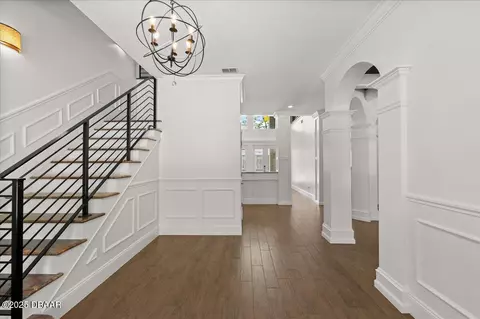 Entry Way - 4 Broad Creek Cir, Ormond Beach, FL 32174 photo 4 of 9