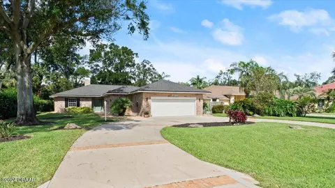 1873 E Spruce Creek Blvd, Port Orange, FL 32128