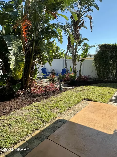 Exterior - 1 Magnolia Cir, Ormond Beach, FL 32176 photo 4 of 11