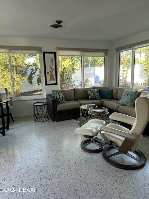 Living - 1 Magnolia Cir, Ormond Beach, FL 32176 photo 5 of 5