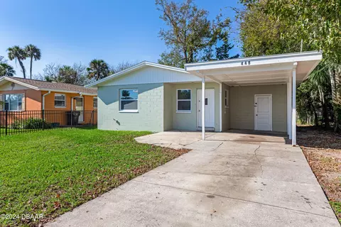 448 S Caroline St, Daytona Beach, FL 32114