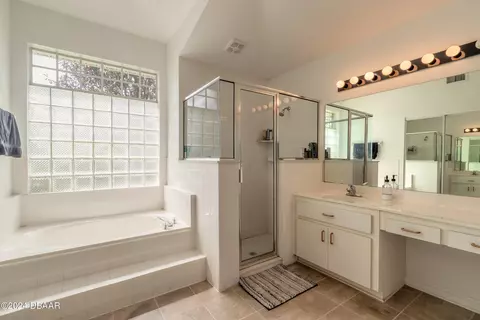 Bath - 45 Hunt Master Ct, Ormond Beach, FL 32174 photo 2 of 5