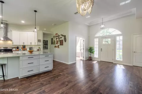 Entry Way - 45 Hunt Master Ct, Ormond Beach, FL 32174 photo 2 of 4