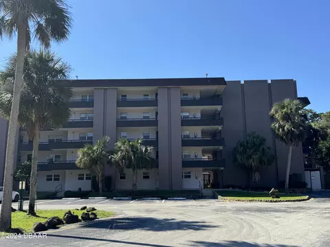 640 N Nova Rd #104, Ormond Beach, FL 32174
