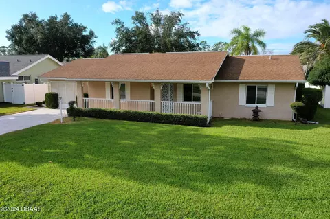 6 Wellesley Ln, Palm Coast, FL 32164