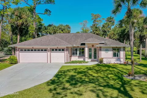 176 Point O Woods Dr, Daytona Beach, FL 32114