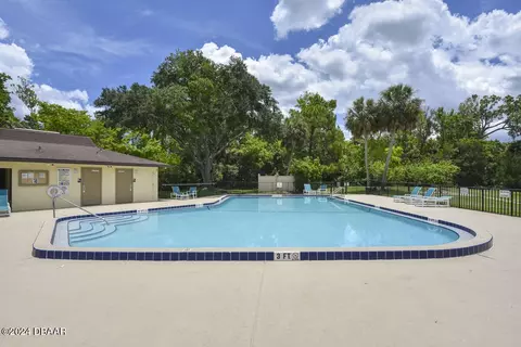 Exterior - 2 Arborvue Trl, Ormond Beach, FL 32174 photo 6 of 7