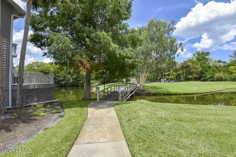 Exterior - 2 Arborvue Trl, Ormond Beach, FL 32174 photo 5 of 7