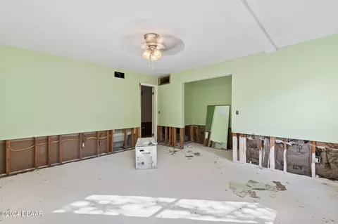 Bedroom - 21 Cherokee Trl, Ormond Beach, FL 32174 photo 1 of 3