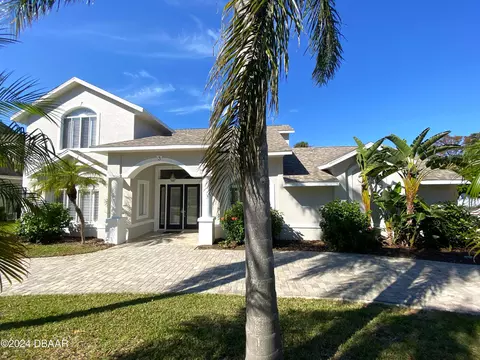 Exterior - 3 Tomoka View Dr, Ormond Beach, FL 32174 photo 1 of 8