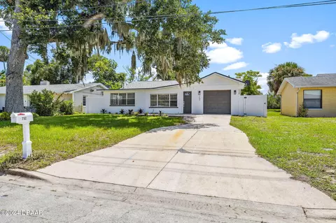752 Colfax Dr, Daytona Beach, FL 32114