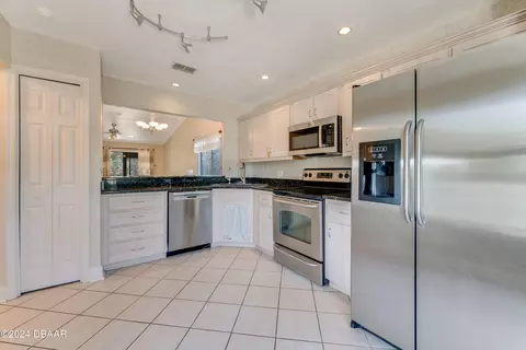 120 Limewood Pl #6, Ormond Beach, FL 32174 photo 3