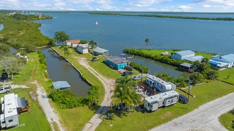 426 E Halifax Ave, Oak Hill, FL 32759