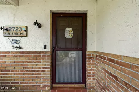 2723 Pine Tree Dr, Edgewater, FL 32141 photo 6